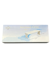 Load image into Gallery viewer, Reposabrazos de lujo color blanco
&Luxury Arm Rest - White