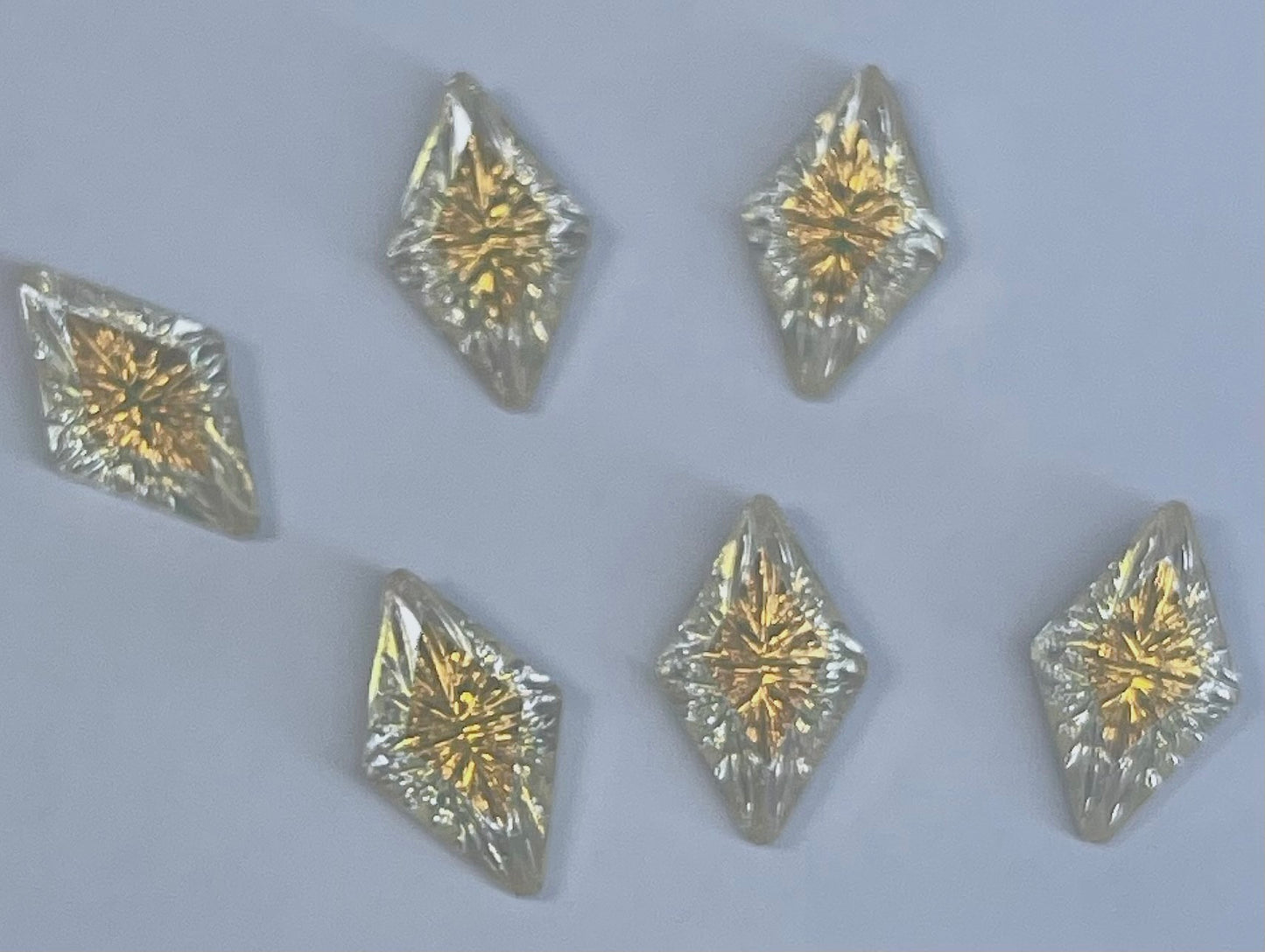 Crystals Sunshine gold color Diamond shape 6 pcs