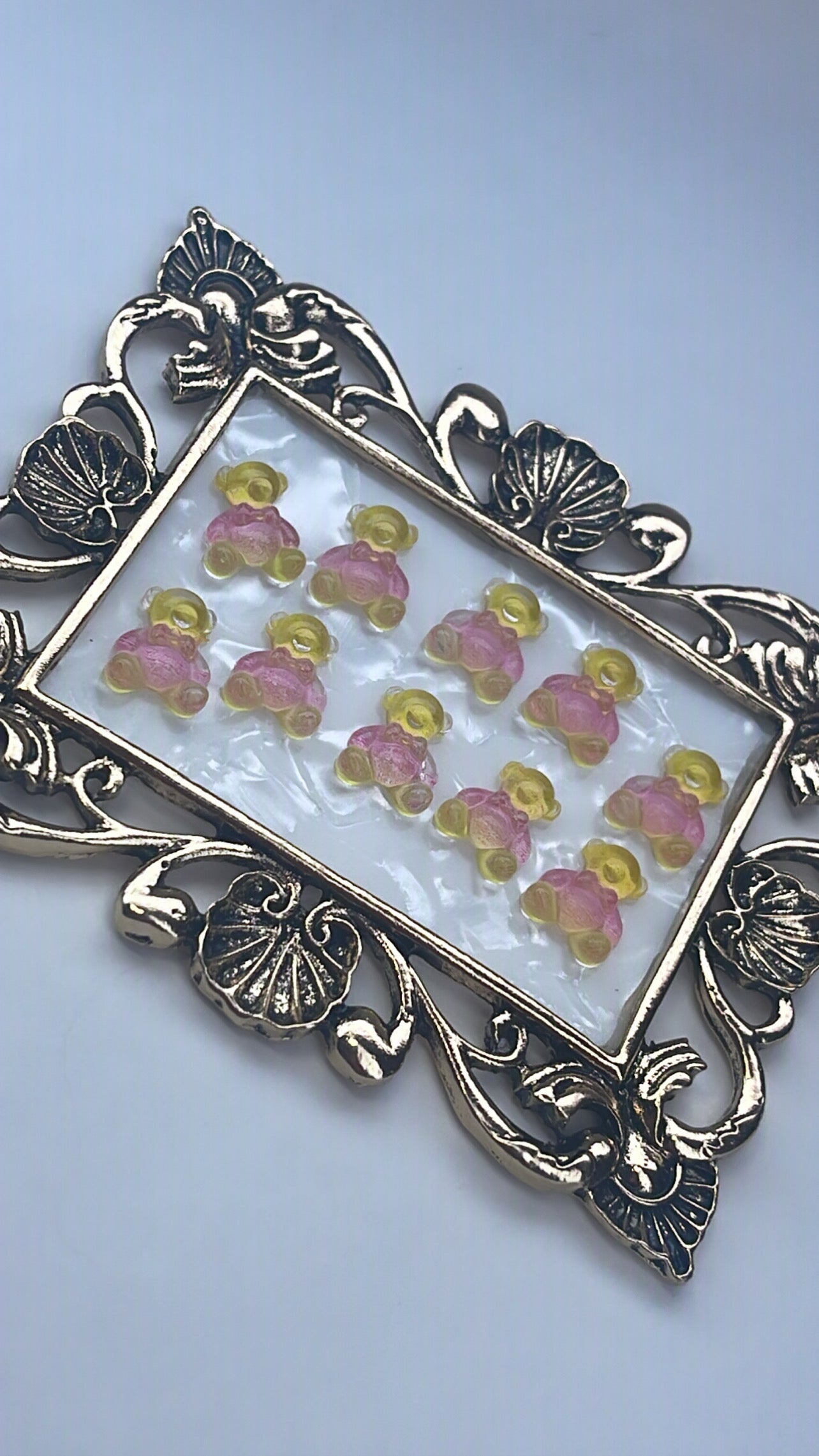 Bears resins